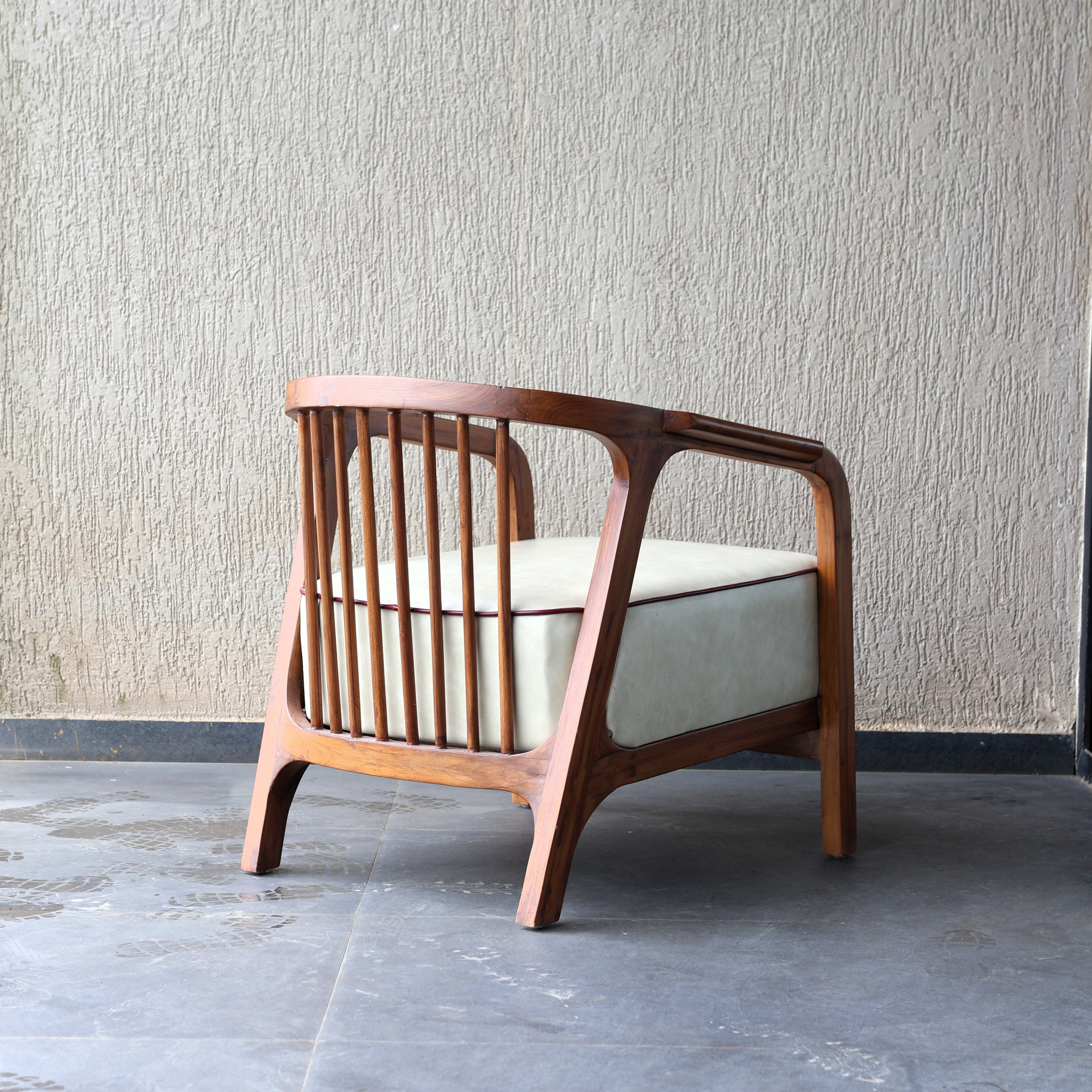 Veena Arm Chair