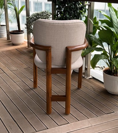 Vaya Chair