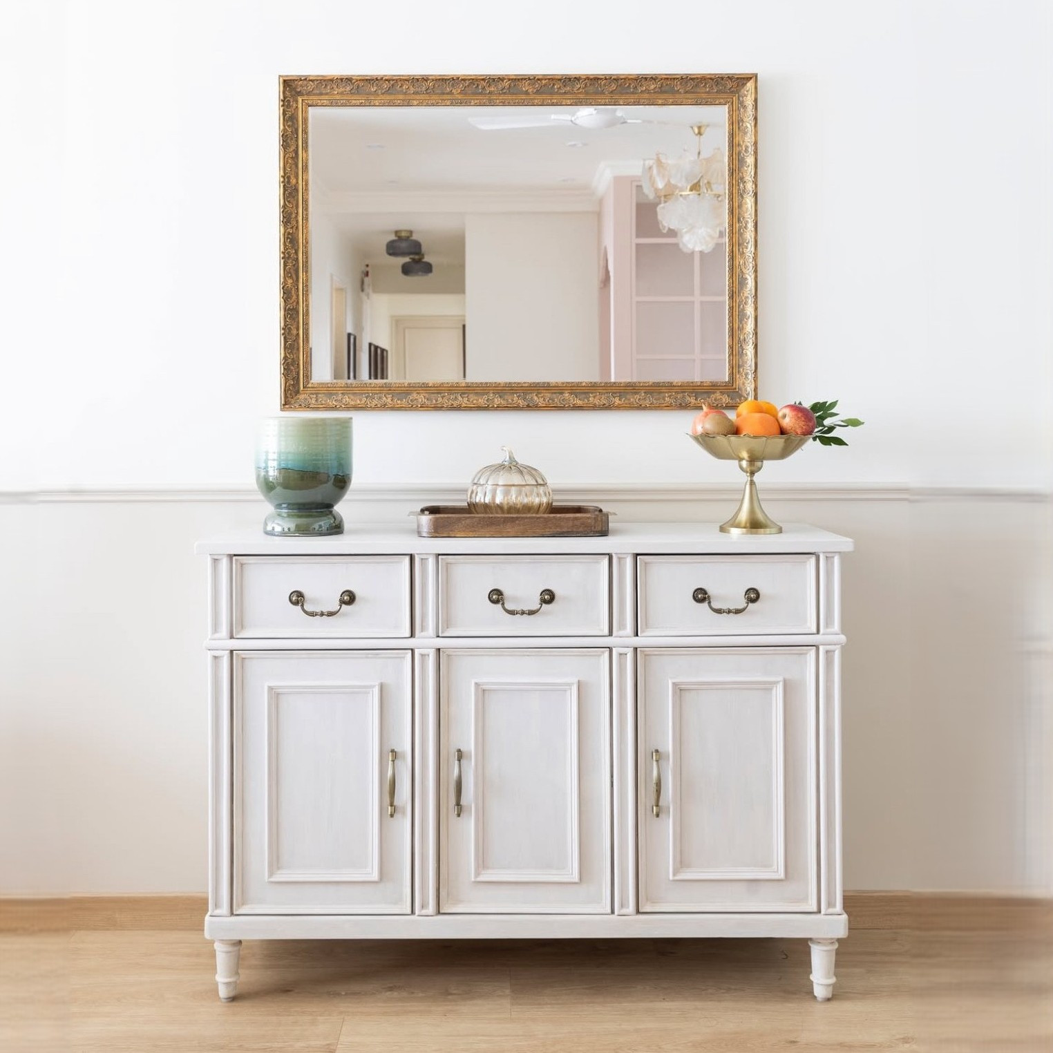 Pearl Cabinet