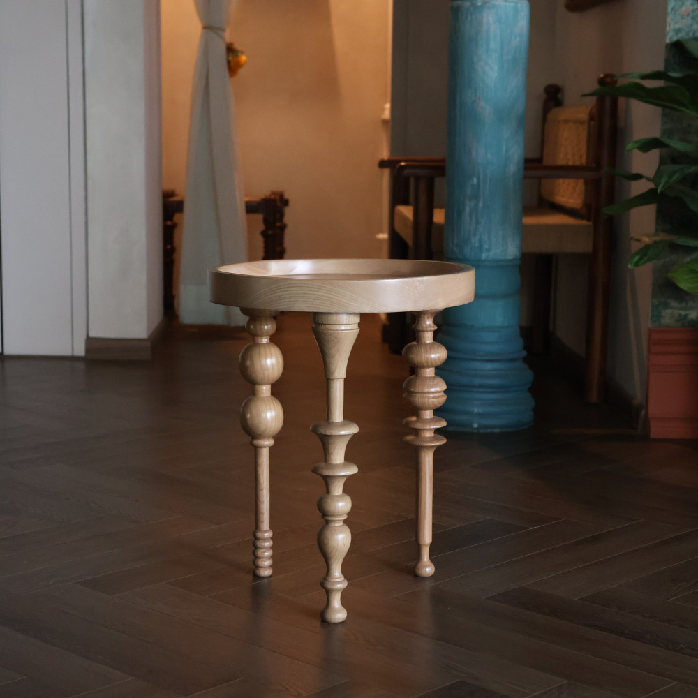Image of Serra Table