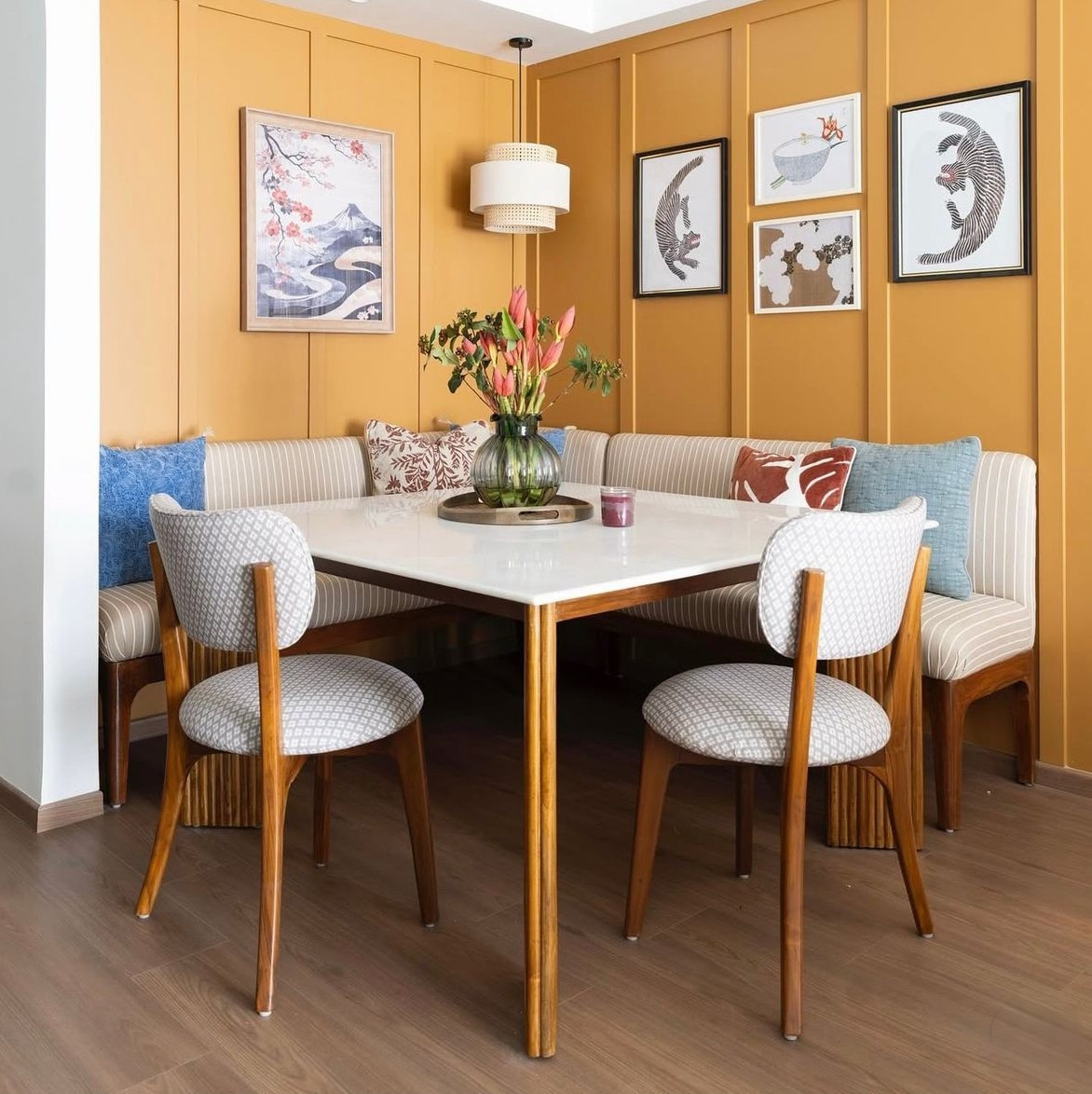 Veya Dining Chair