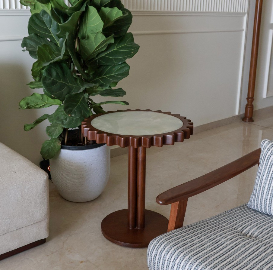 Kaya Table