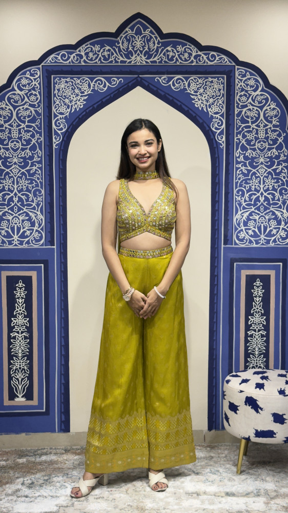 Image of Crop Top Plazzo