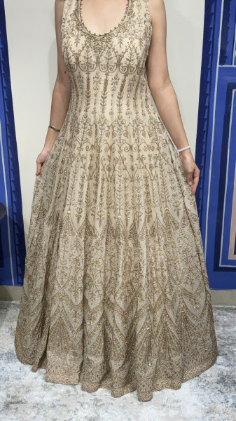 GOWN