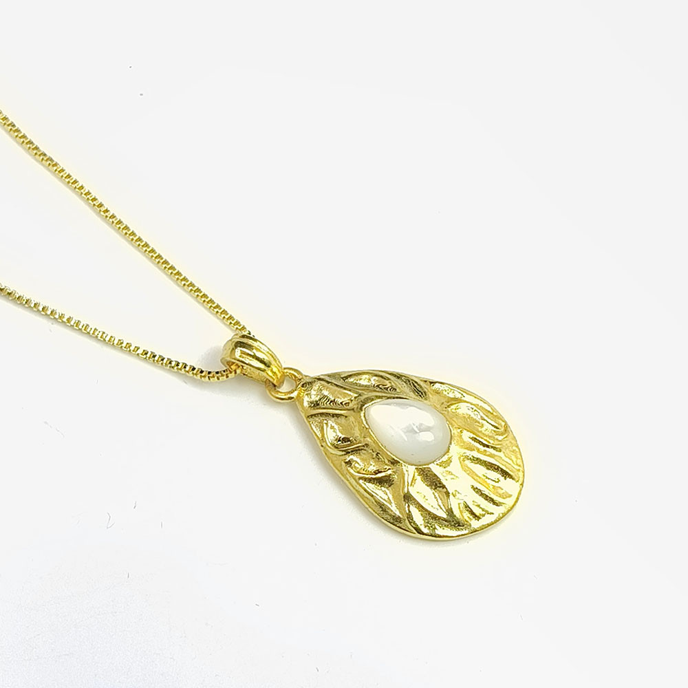 Mother of Pearl 18K Gold Plated Necklace