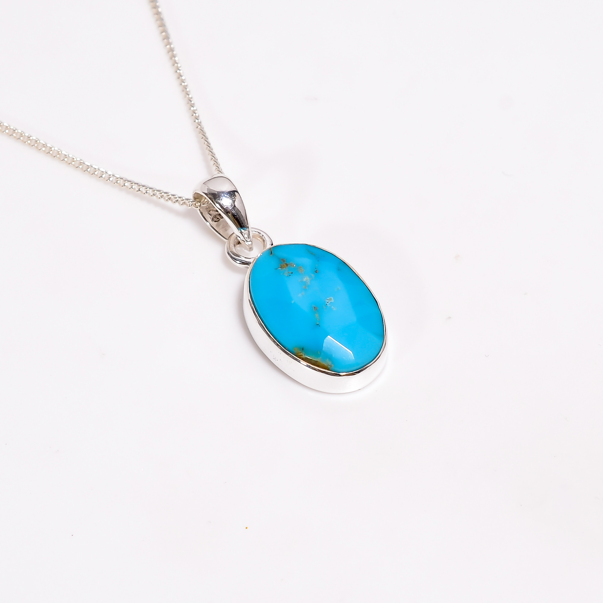 Arizona Turquoise Rose Cut Gemstone 925 Sterling Silver Necklace