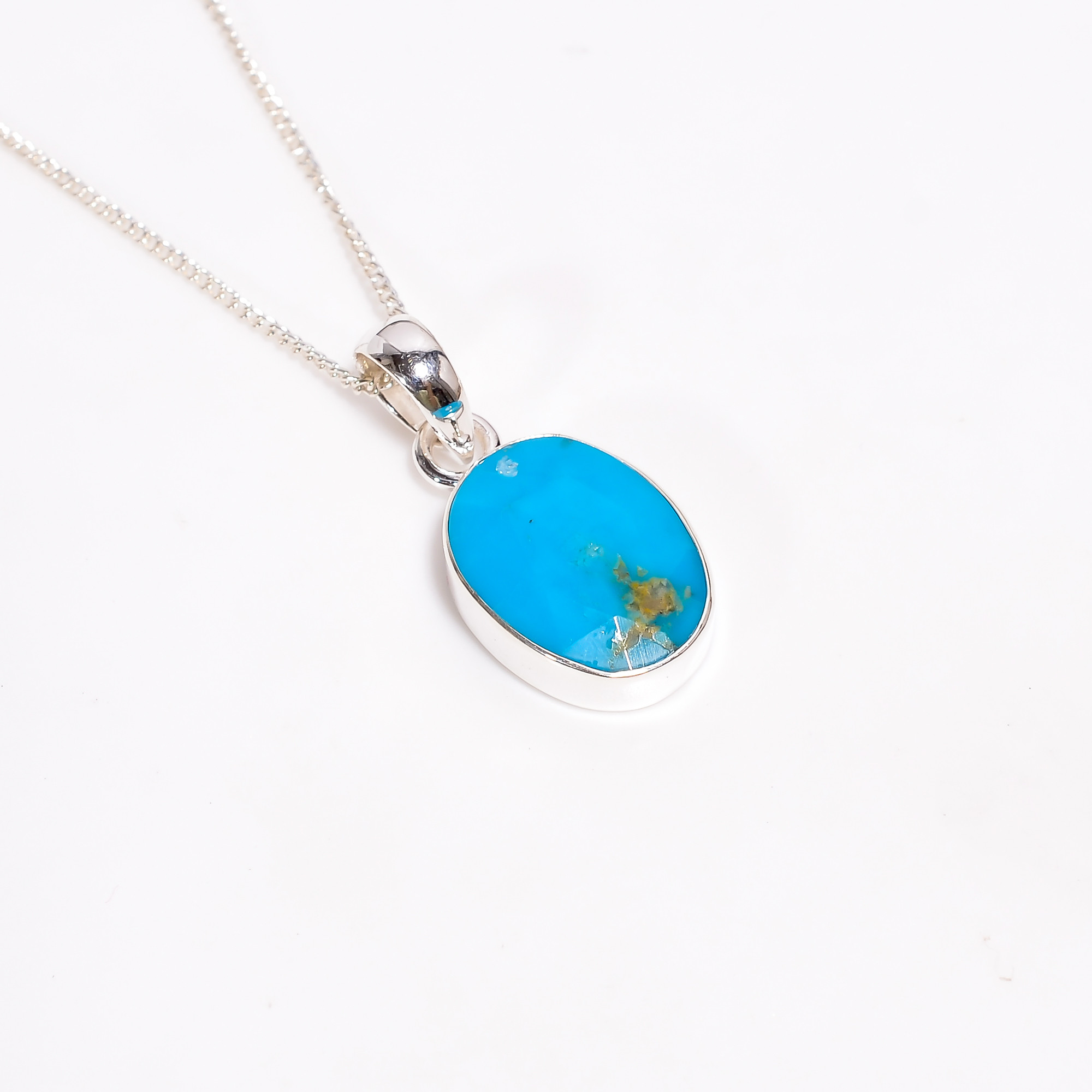 Arizona Turquoise Rose Cut Gemstone 925 Sterling Silver Necklace