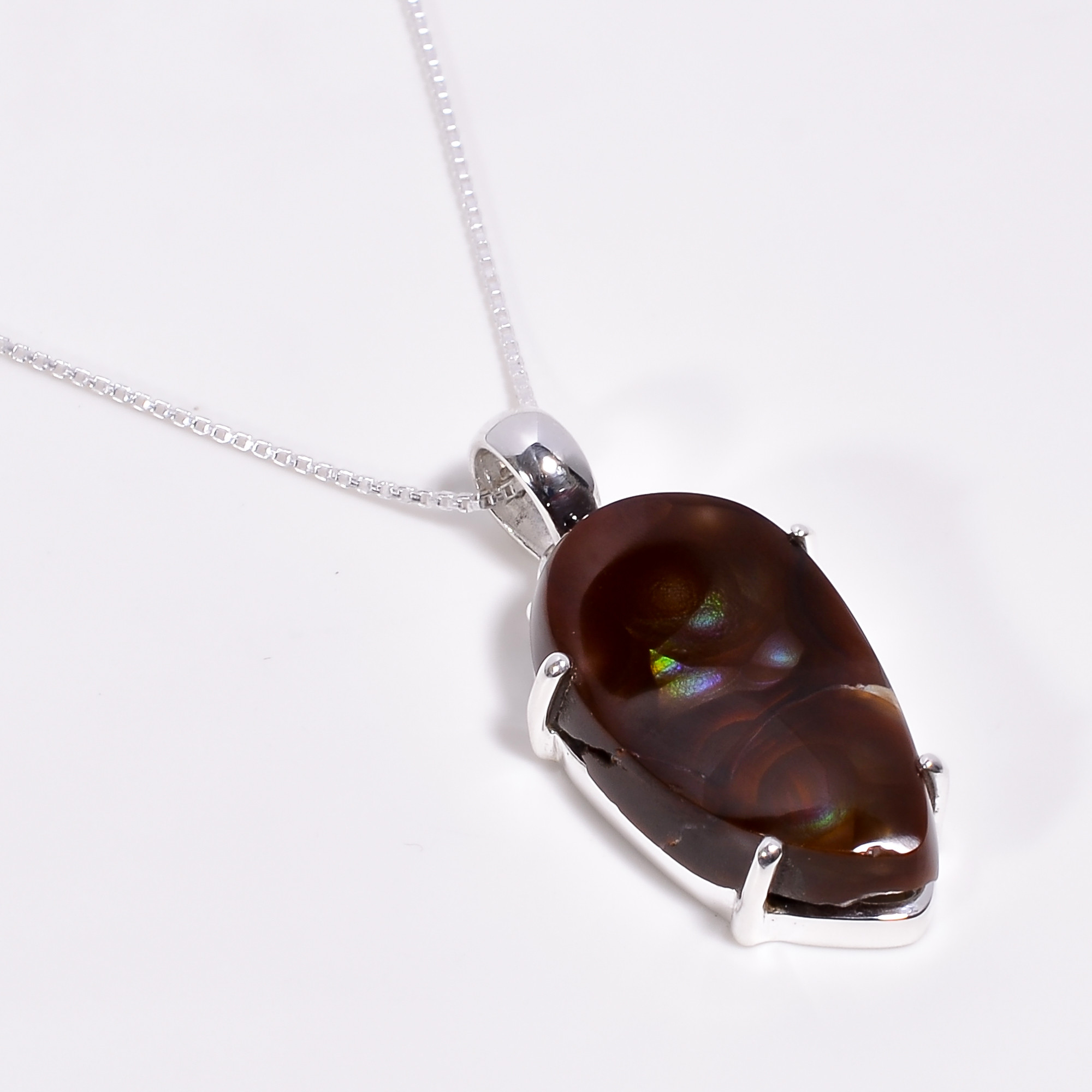 Mexcian Fire Agate Gemstone 925 Sterling Silver Pendant With Box Chain Necklace
