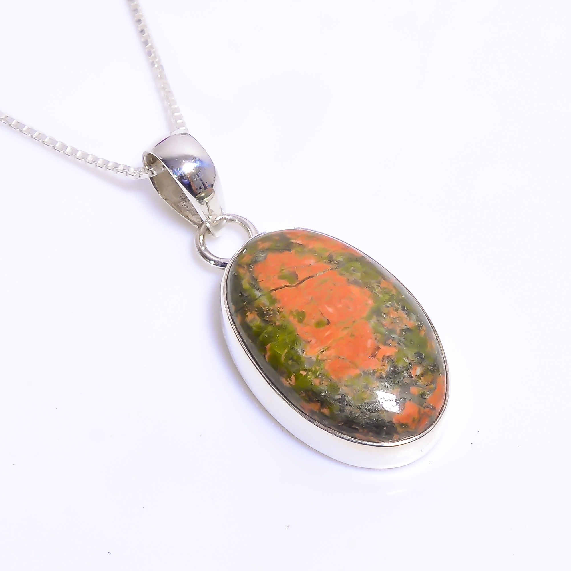 925 Sterling Silver Pendant Necklace With Box Chain