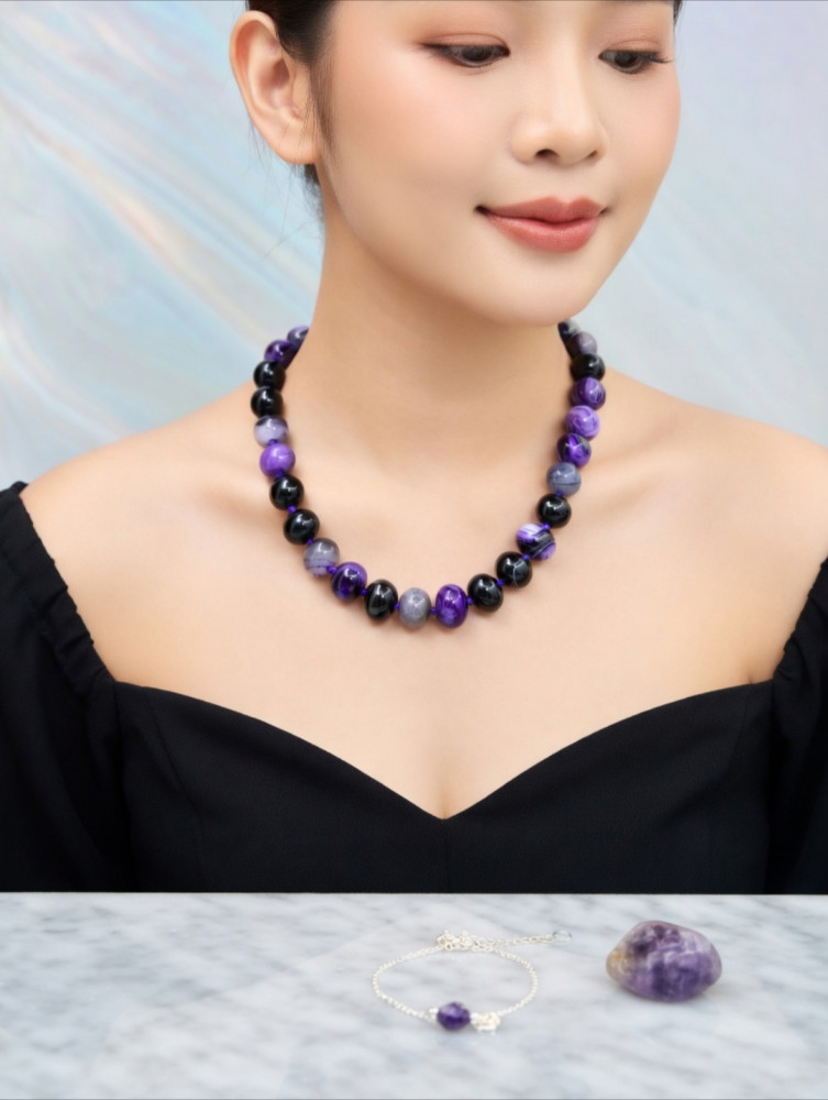 Image of Natural Purple Striped Agate Beaded Statement Necklace for Women