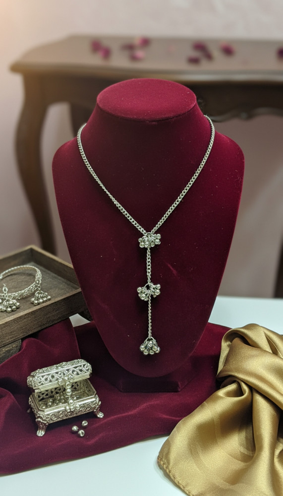 Image of Silver-Plated Floral Y-Necklace with Shimmering Crystal Accents
