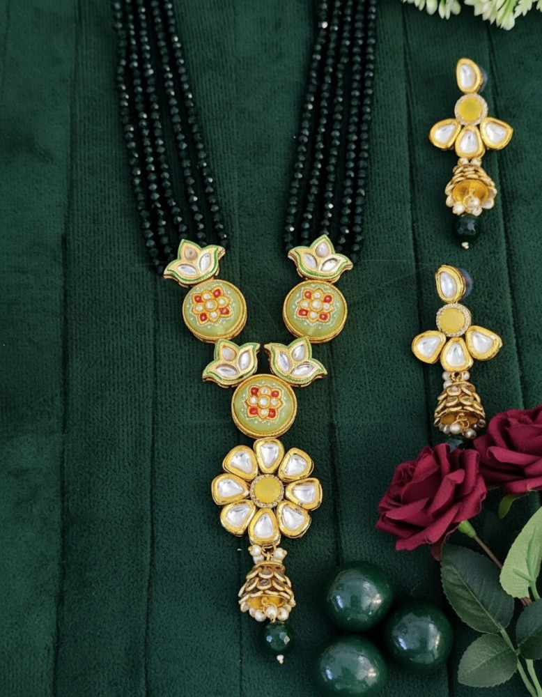 Image of Traditional 5-Strand Green Bead Kundan Mala Necklace with Earrings