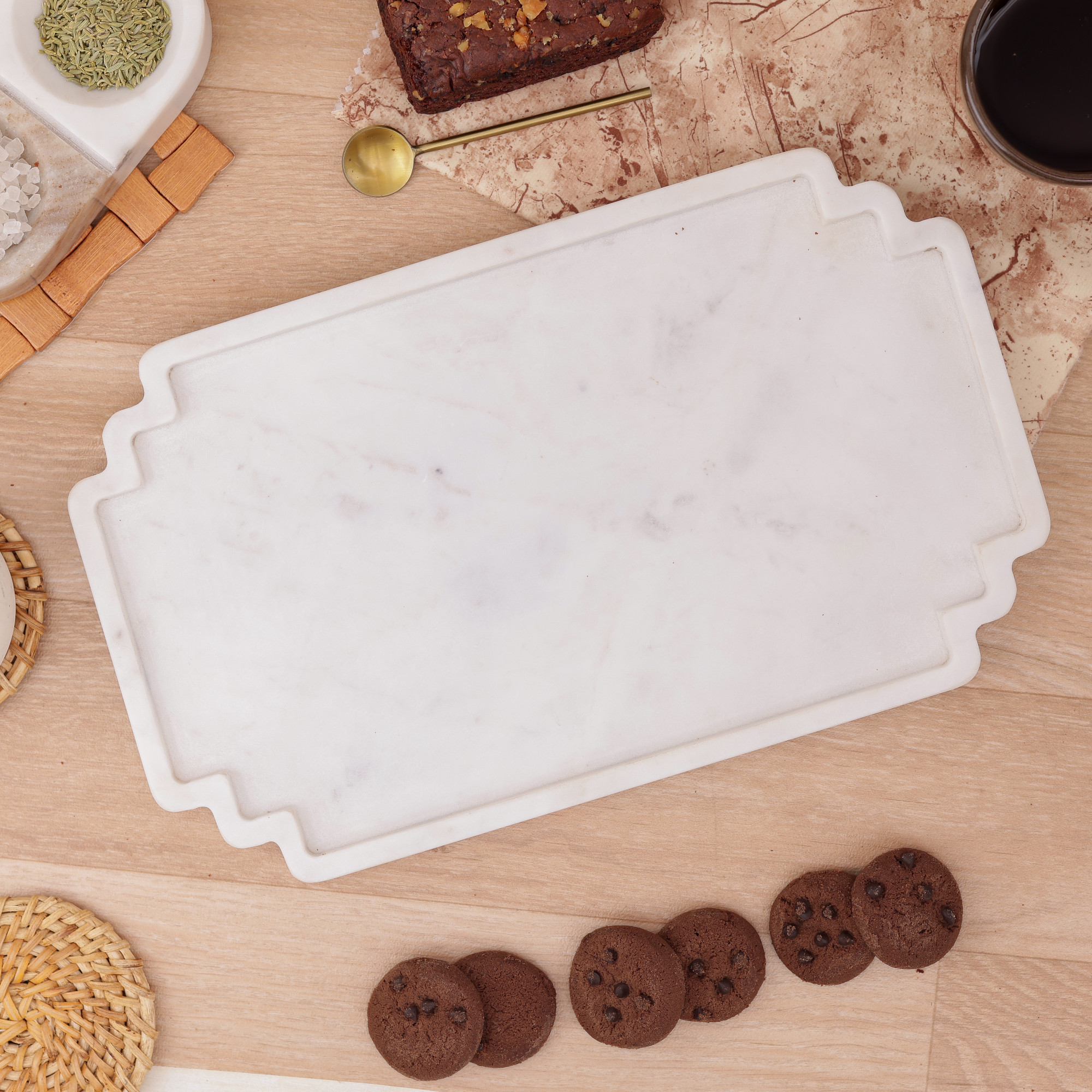 Mehrab Shaped Marble Serving Tray