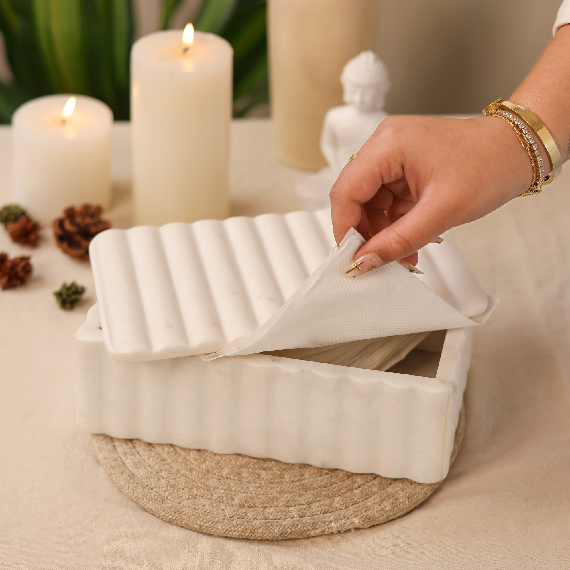 Marble Ribbed Utility Box