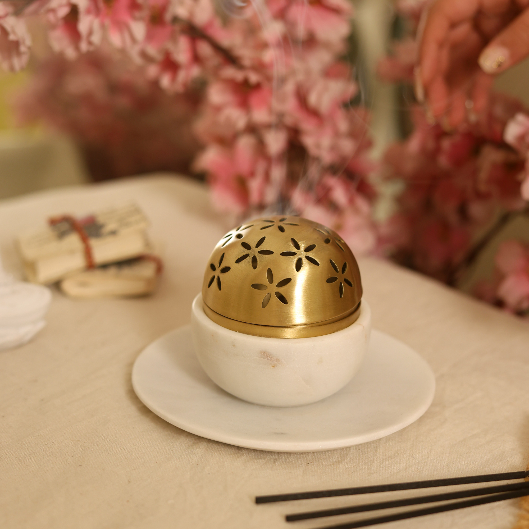 Shubh Sattva - Incense burner with tray