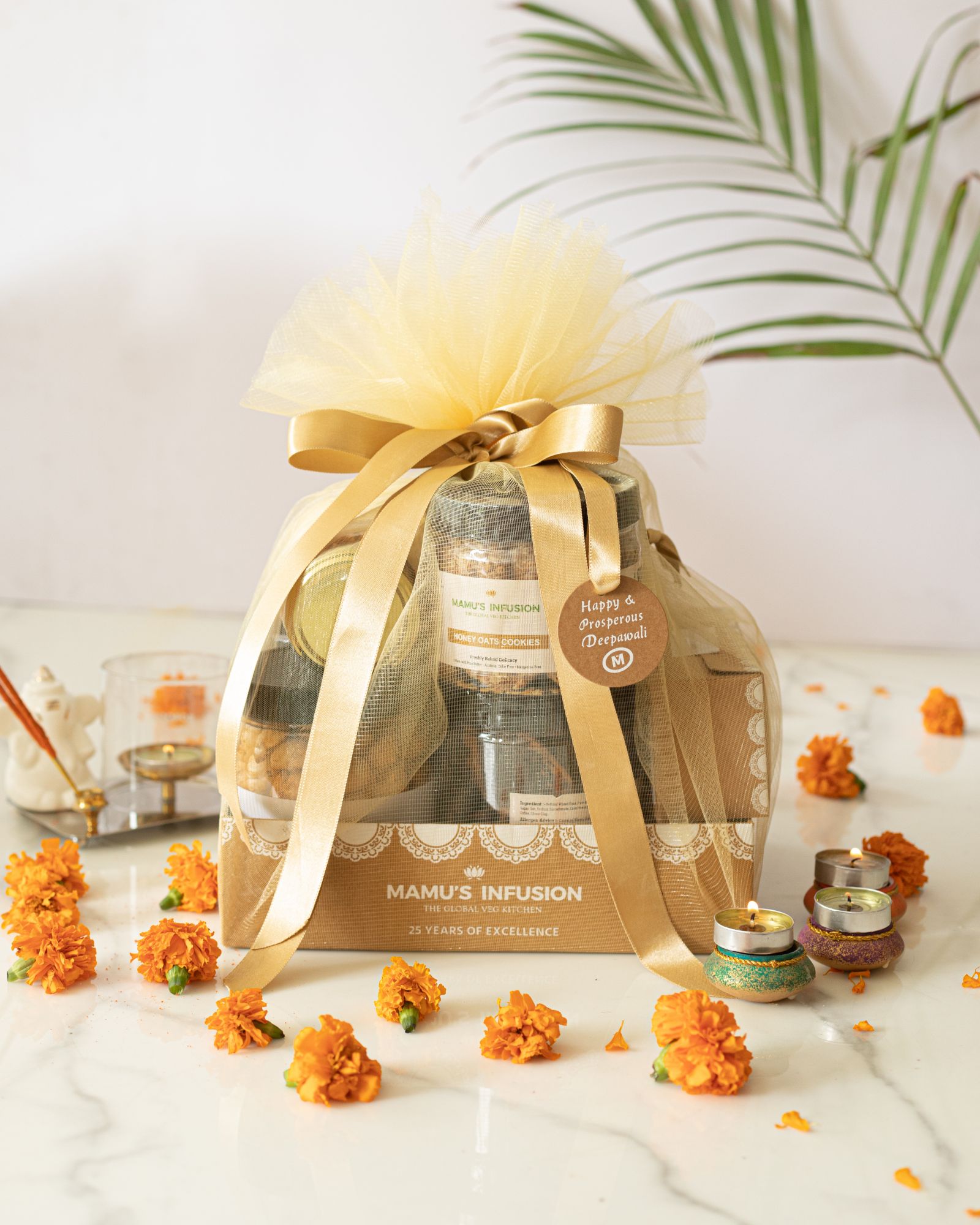 Diwali Luxurious Hamper 1 kg 625 gm