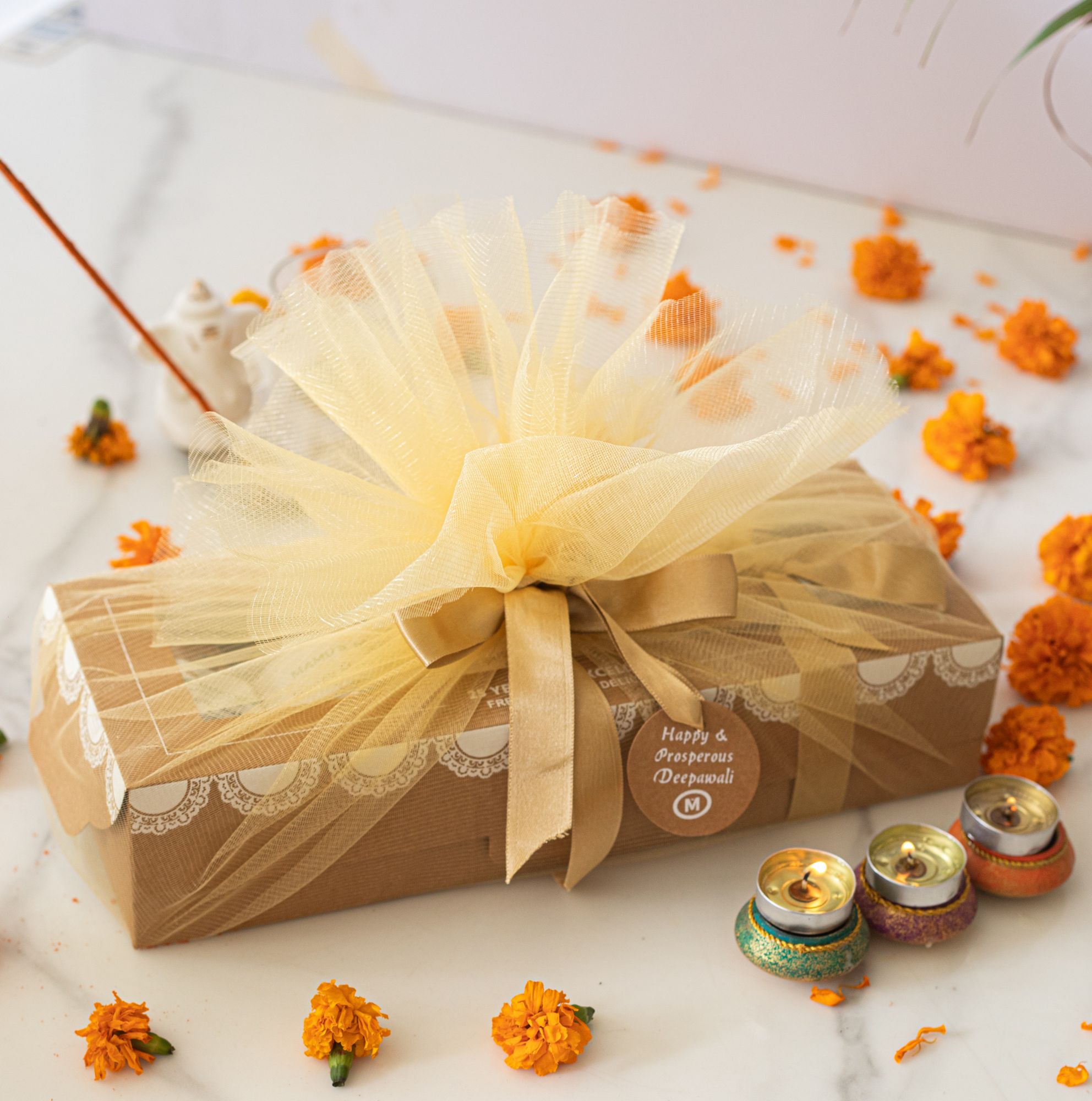 Diwali Premium Snacks Hamper 610 gm