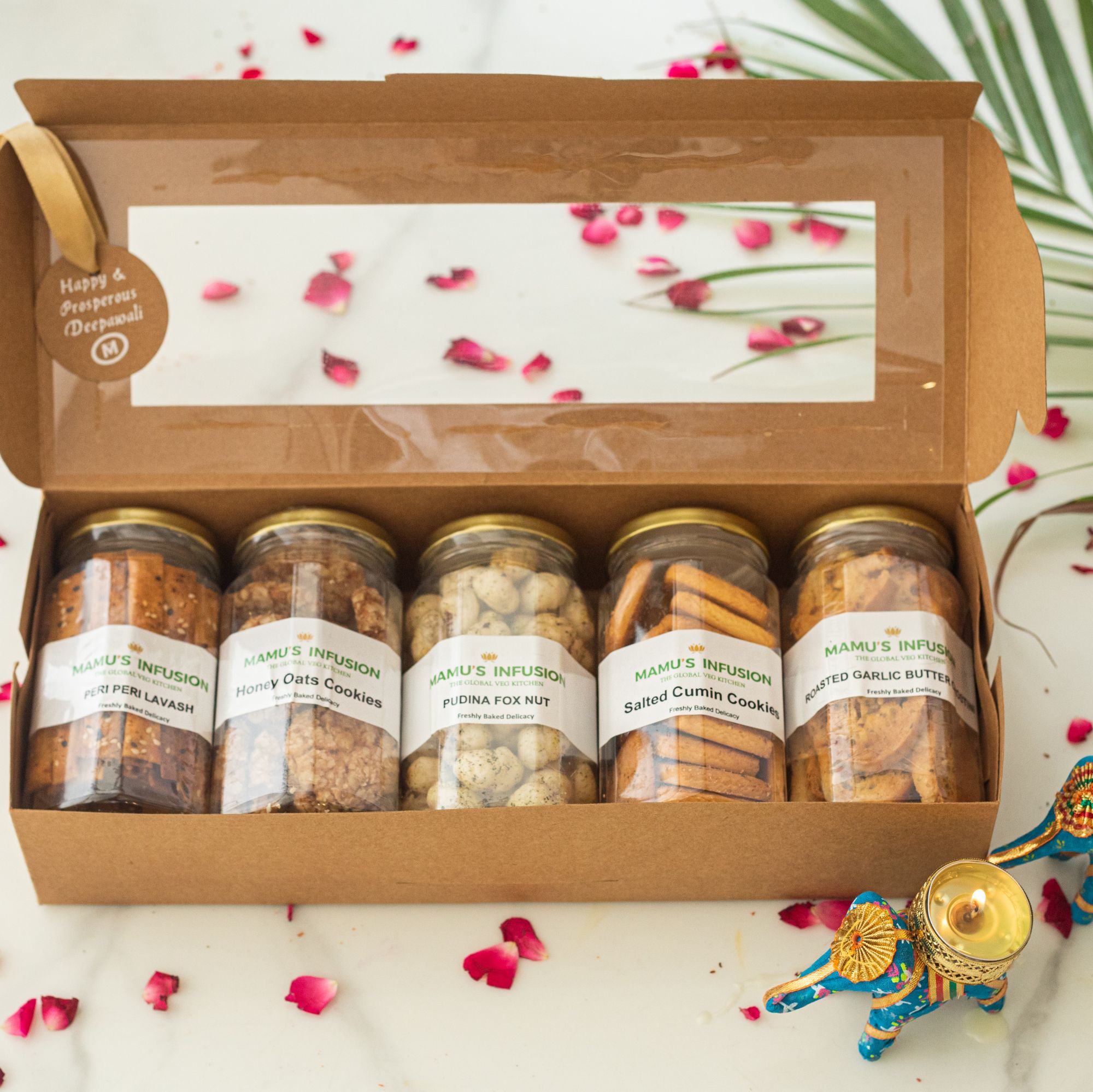 Diwali Delious Snacks Hamper 610 gm