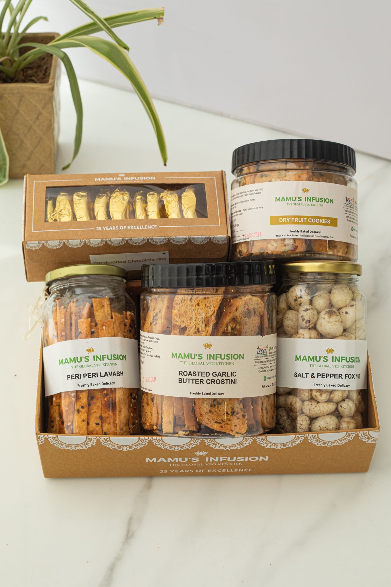 Exquisite Gift Hamper Pack of 5 865 gm