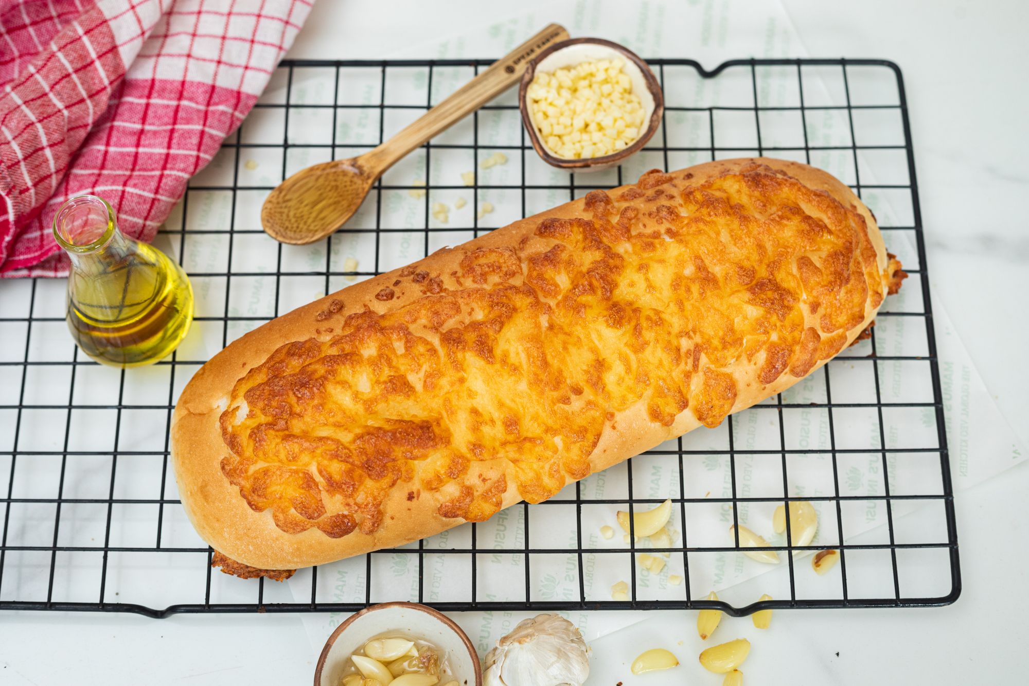 Cheese Garlic Laof 1 Pc 250 gm