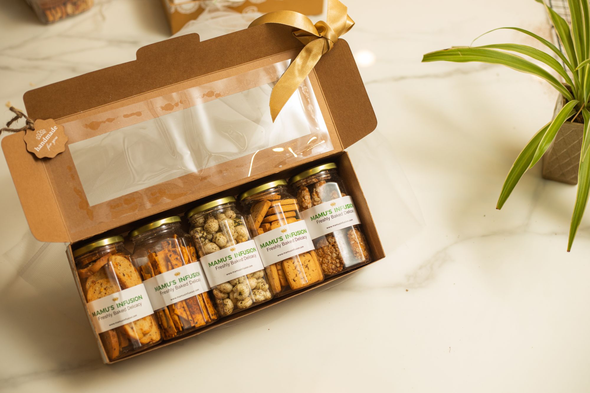 Premium Tea Time Snacks Hamper Pack of 5 605 gm