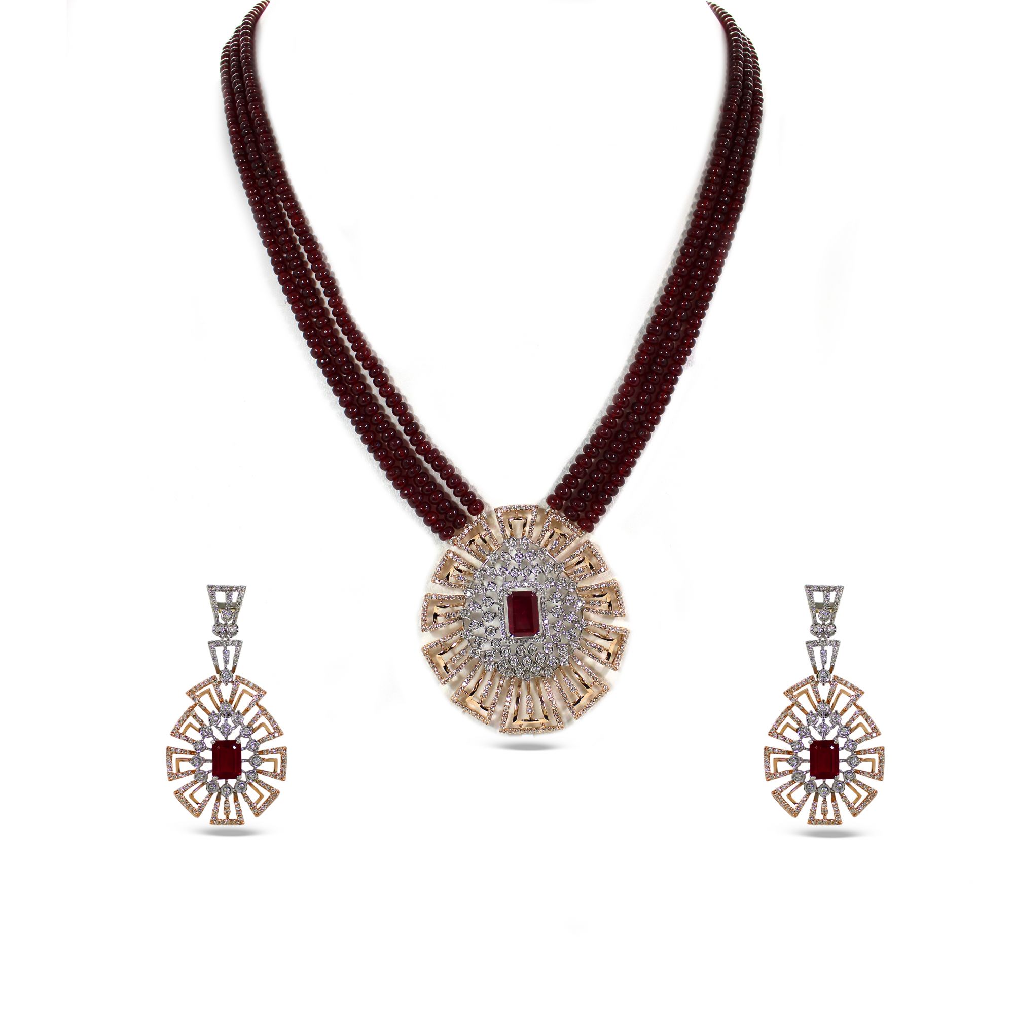 Diamond Gold Necklace and Earring Set 
