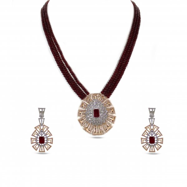 Diamond Gold Necklace and Earring Set 