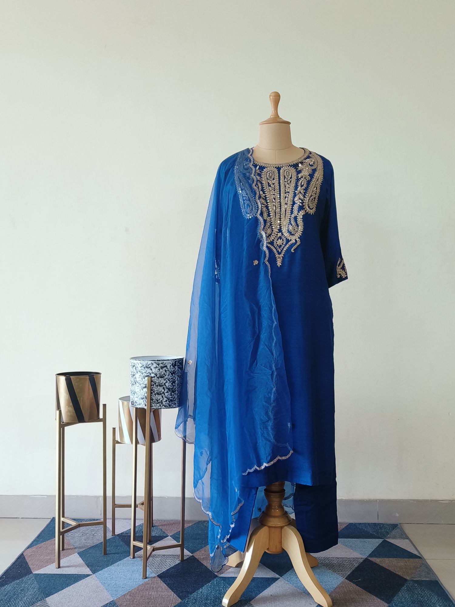 ROYAL BLUE KERI SUIT SET