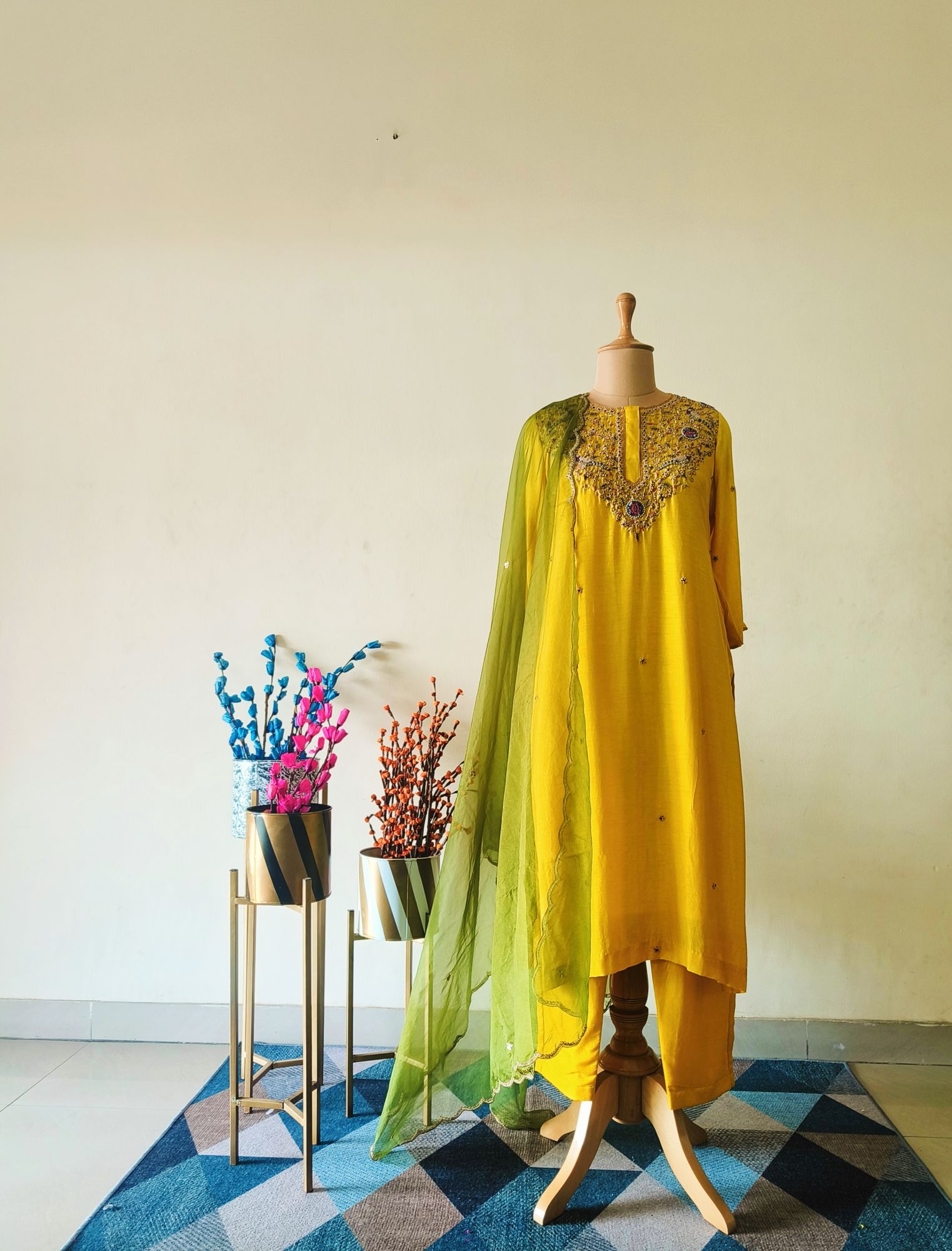 YELLOW DORI SUIT SET
