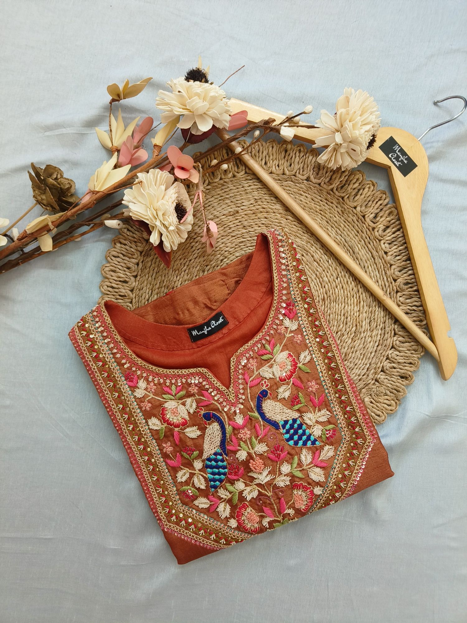 RUST THREAD AND DAKA SUIT