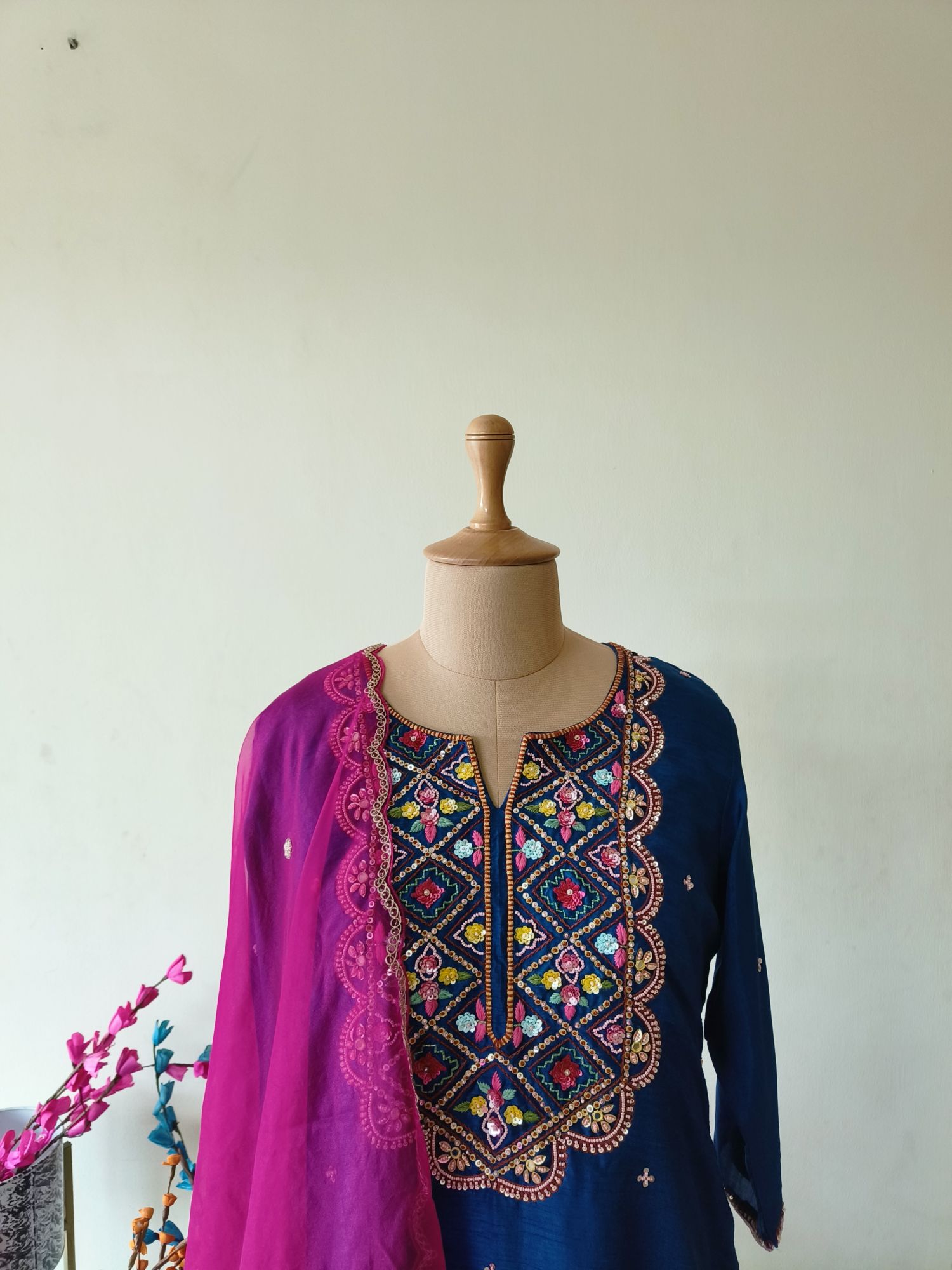 NAVY BLUE SEQUINS SUIT SET