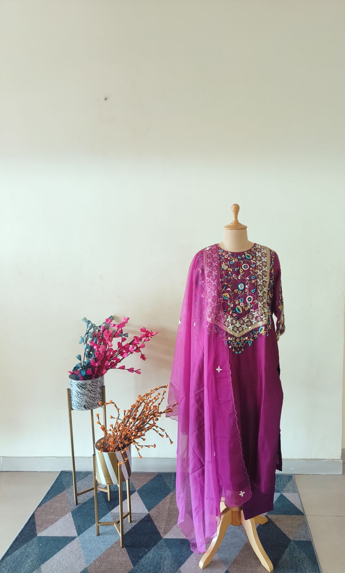 WINE THREAD MOTI AND DABKA SUIT SET