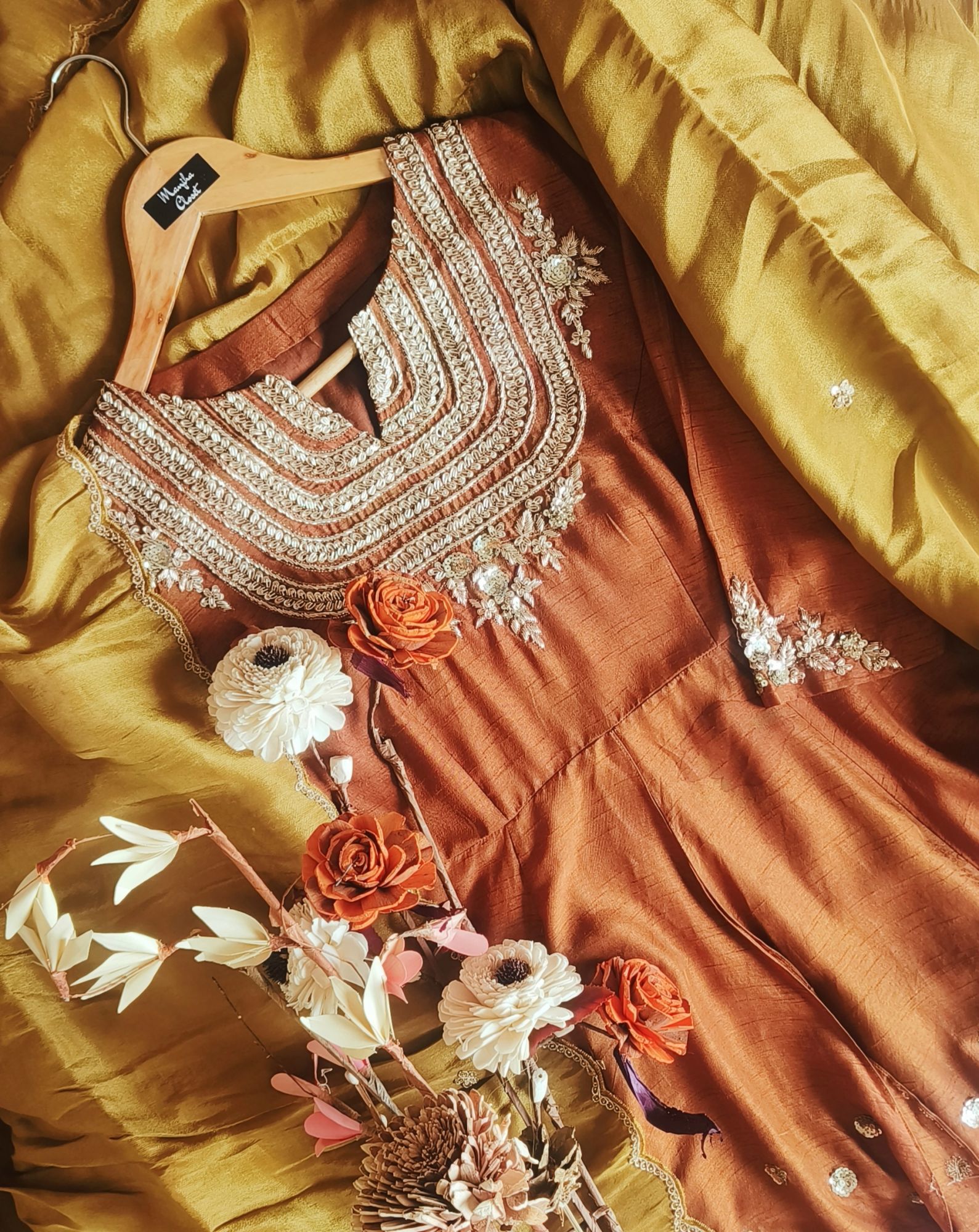 RUST DABKA AND SEQUINS SUIT SET