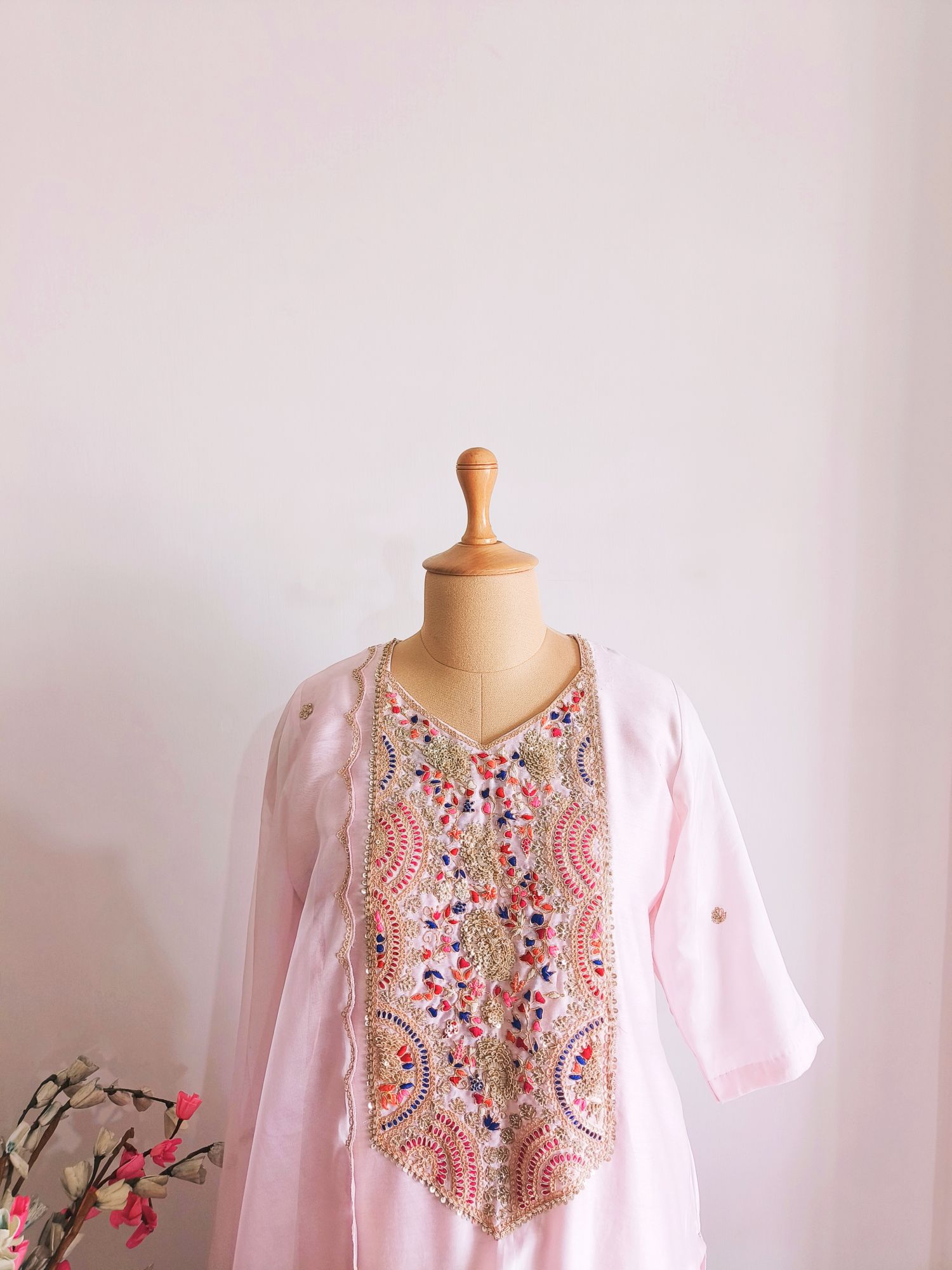 BABY PINK THREAD AND DABKA SUIT