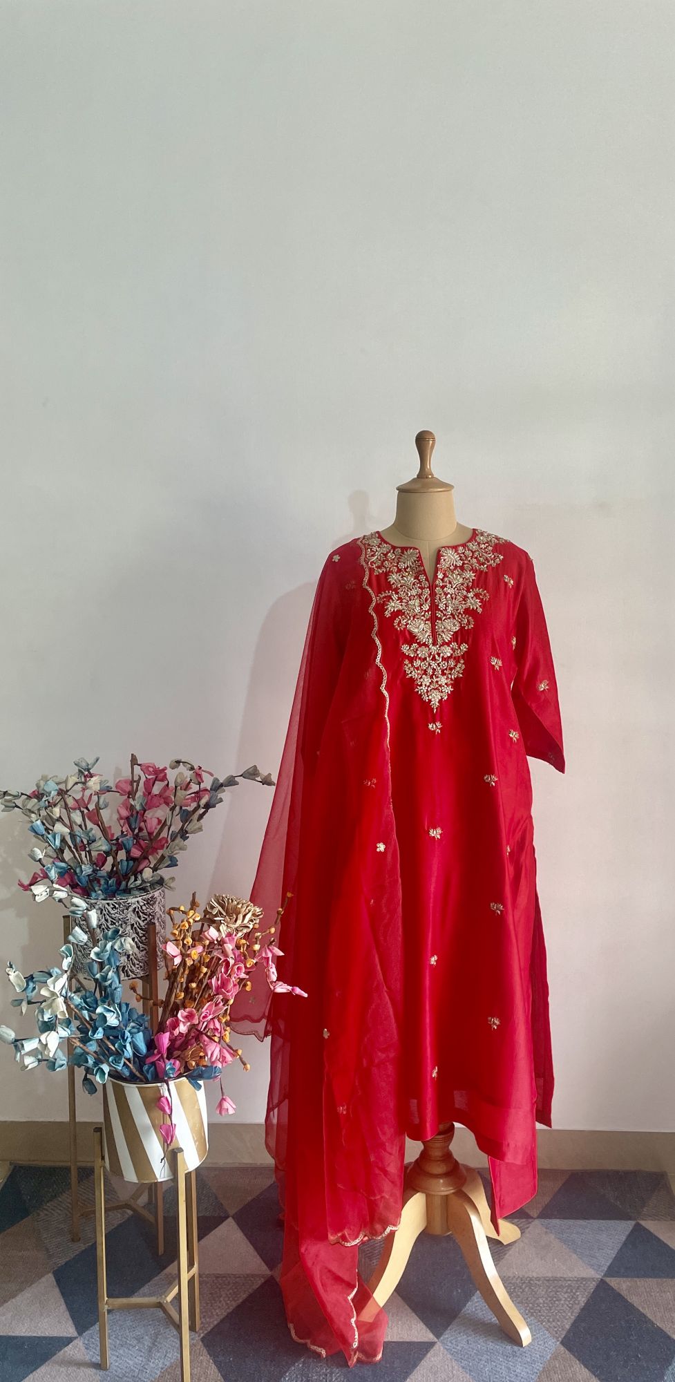 RED DABKA SUIT SET