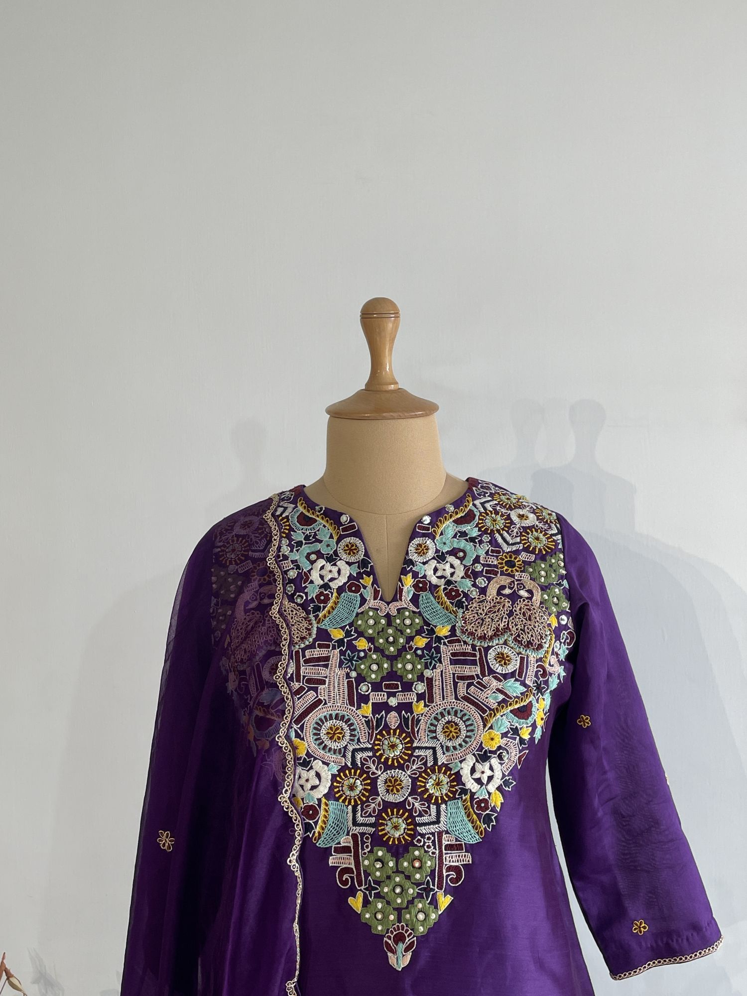 PURPLE THREAD AND DORI SUIT SET