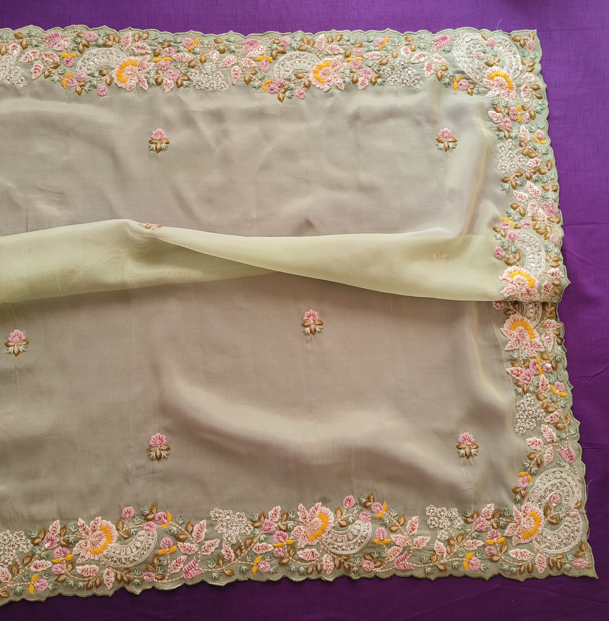 PISTA GREEN DORI SAREE