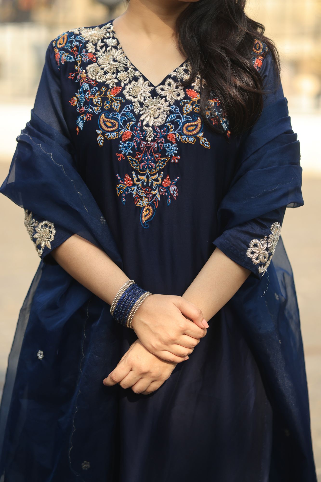 NAVY BLUE THREAD AND DABKA SUIT SET