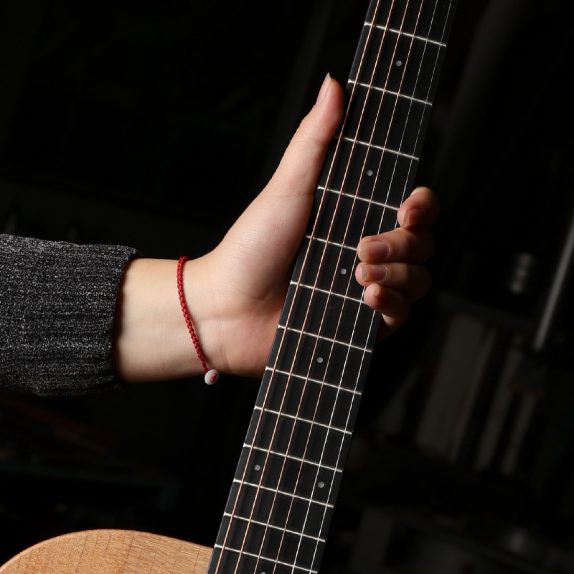 Enya EA X0 EQ Transacoustic Grand Auditorium acoustic guitar