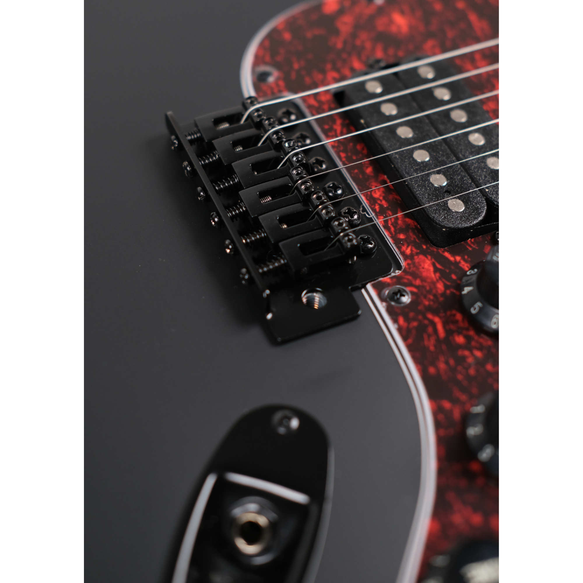 Magna ST20M Stratway Satin Black - Maple