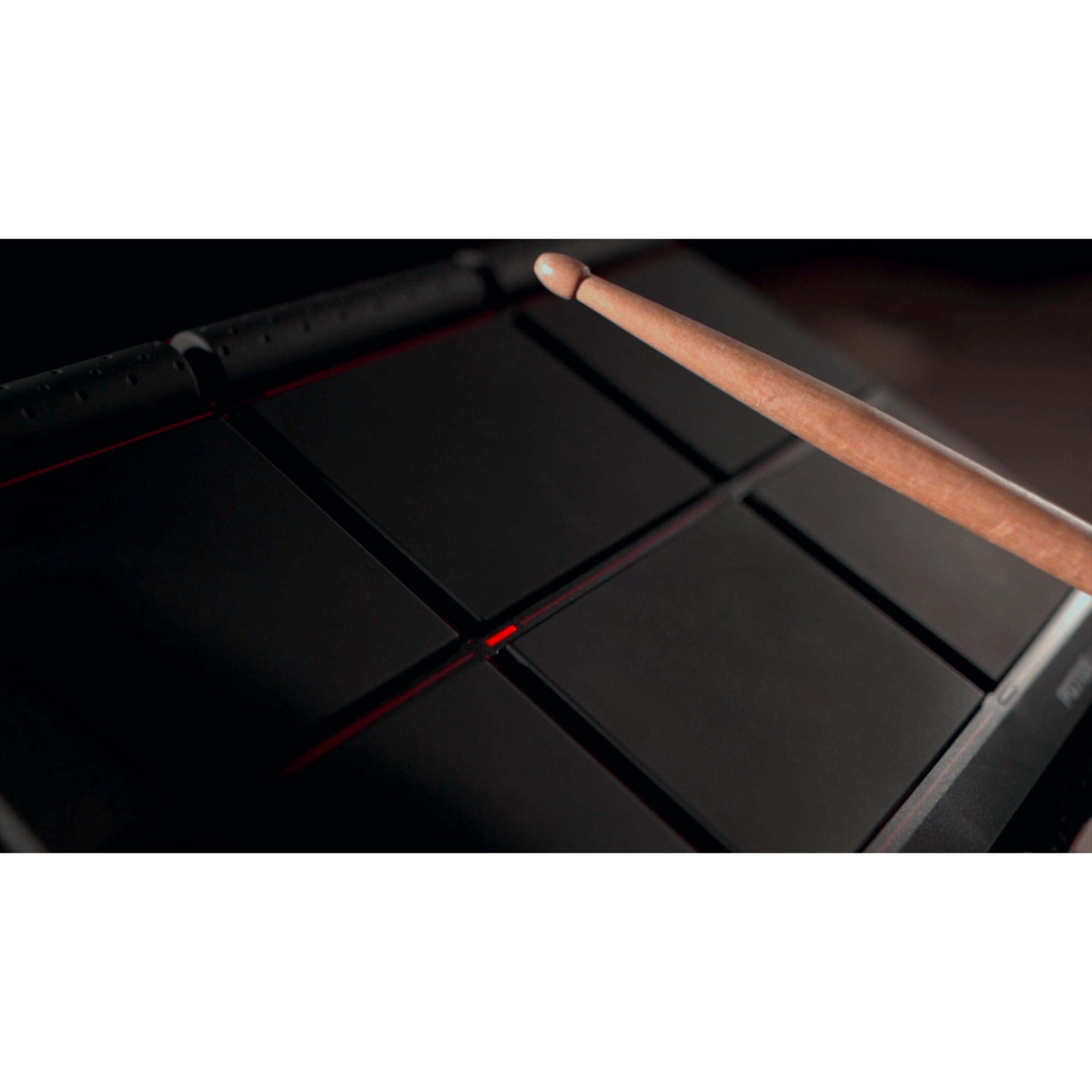 Avatar PD705 Sample Pad Portable Multipad for Drummers With 9 Velocity Sensitive Drum Pads 592 Percussion Sounds Support USBMIDI In OutAUX