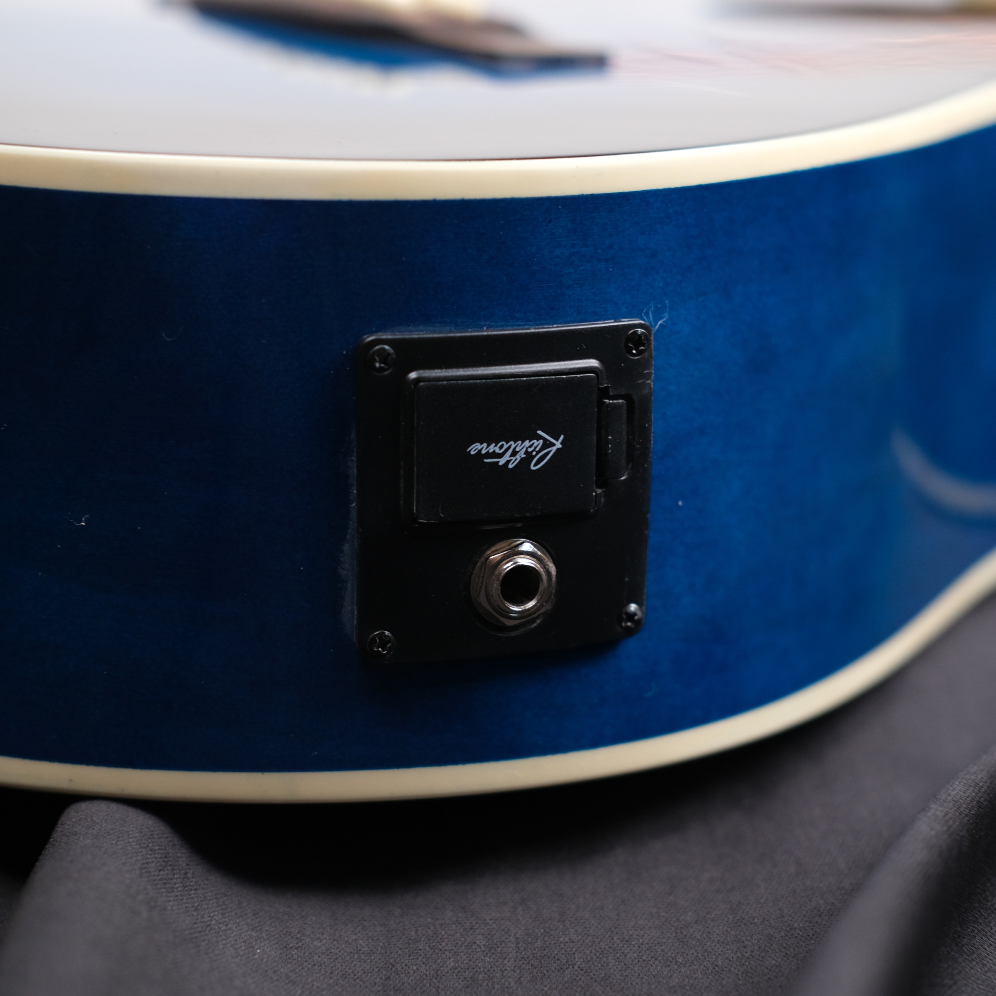 Richtone 39inch RT39CEQ 3 BAND EQ blue burst glossy cutaway guitar