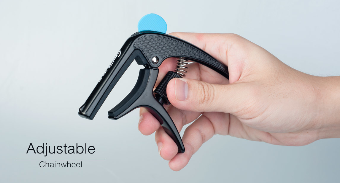 Guitto GGC-02 revolver is a brand new revolver-shaped capo with innovative functions