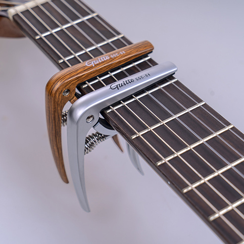 Guitto GGC-04 Classical guitar capo is good value for money with stable performance