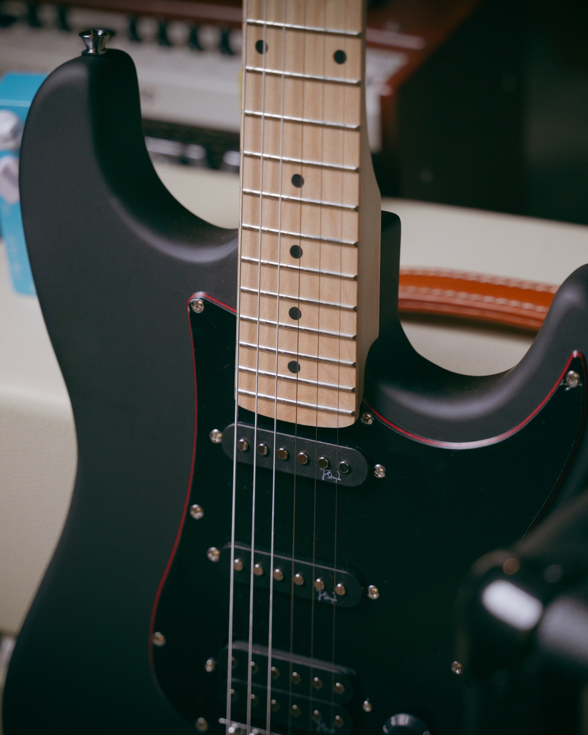 Strydom ST20M Black Ember Electric Guitar  HSS