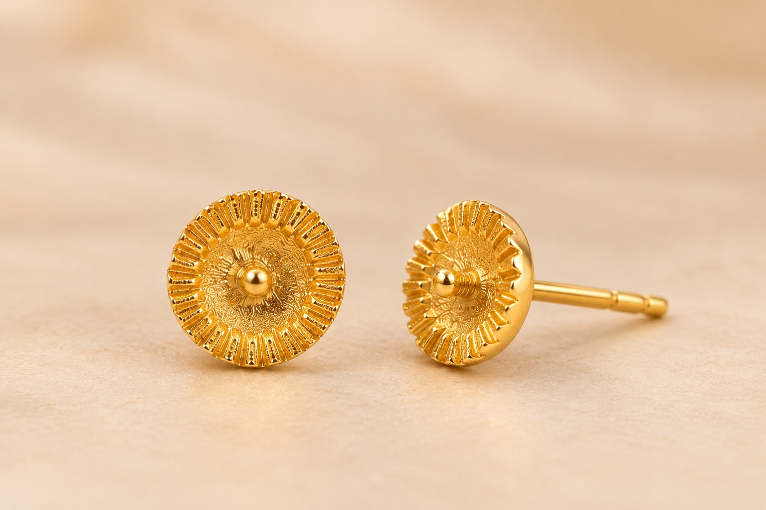 14K Yellow Gold Textured Sunburst Stud EARRINGS 
