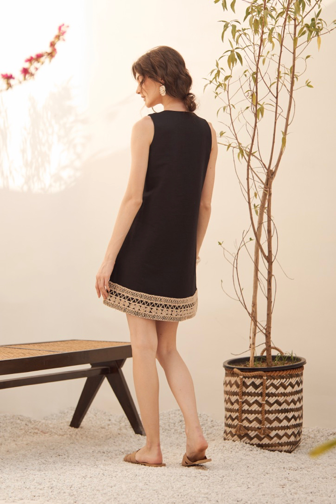 MALIBU BLACK LINEN SLEEVELESS V NECK KNEE LENGTH SUMMER SHIFT DRESS WITH JUTE DORI HAND EMBROIDERY