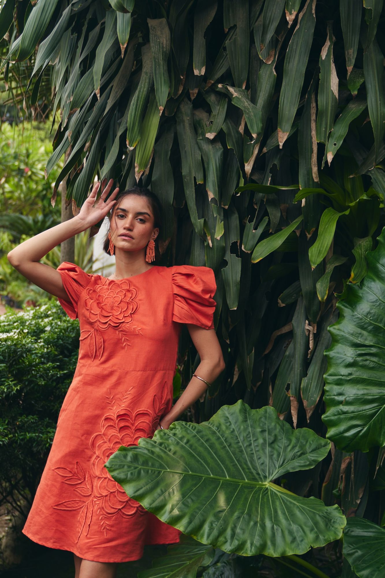 FLORENTINA CORAL COLOR LINEN FABRIC KNEE LENGTH LINED SUMMER DRESS WITH RUCHED SLEEVES AND FLOWER EMBROIDER