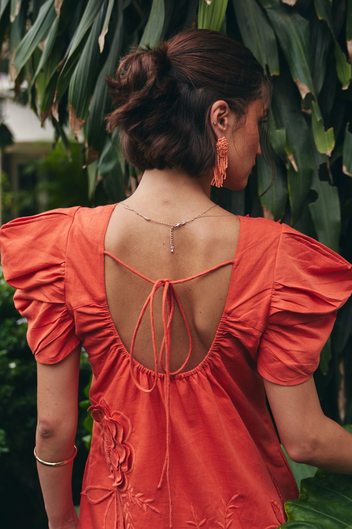 FLORENTINA CORAL COLOR LINEN FABRIC KNEE LENGTH LINED SUMMER DRESS WITH RUCHED SLEEVES AND FLOWER EMBROIDER