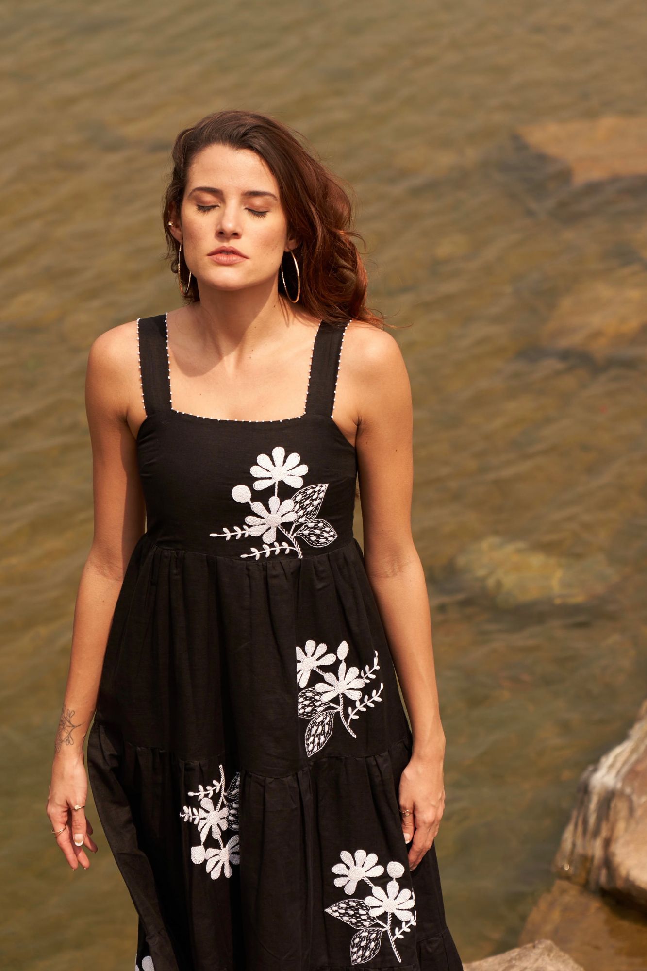 DESERT ROSE BLACK COLOR COTTON LINEN SLEEVELESS MIDI LENGTH LINED TIER DRESS WITH HAND EMBROIDERY